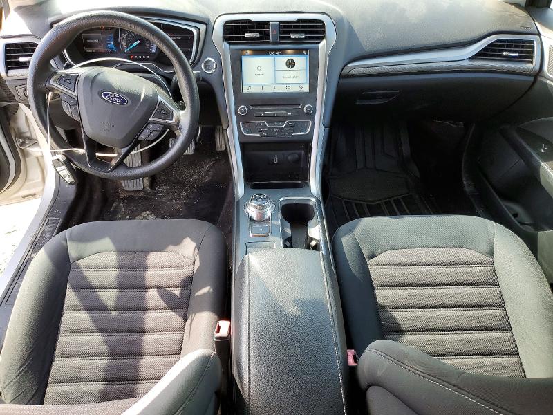 Photo 8 from auction – 2017 FORD FUSION SE with VIN 3FA6P0HD5HR240112