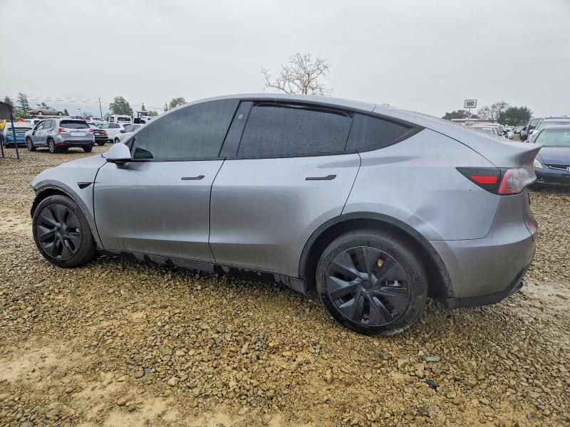 Photo 2 from auction – 2025 TESLA MODEL Y with VIN 7SAYGDED4SF221268