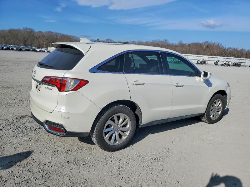 Photo 3 from auction – 2018 ACURA RDX with VIN 5J8TB3H3XJL013301