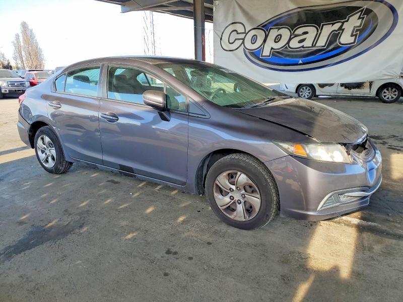 Photo 4 from auction – 2015 HONDA CIVIC LX with VIN 19XFB2F5XFE031033