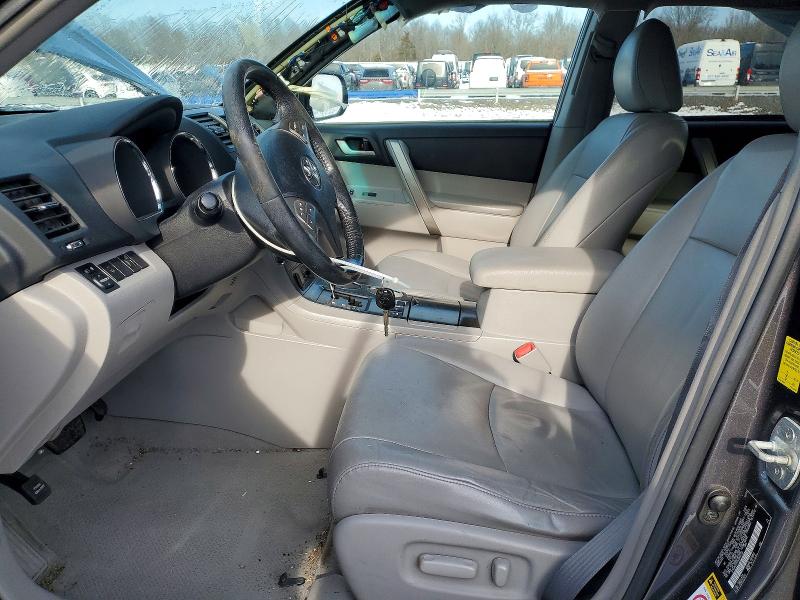Photo 7 from auction – 2010 TOYOTA HIGHLANDER with VIN 5TDJK3EH9AS008739