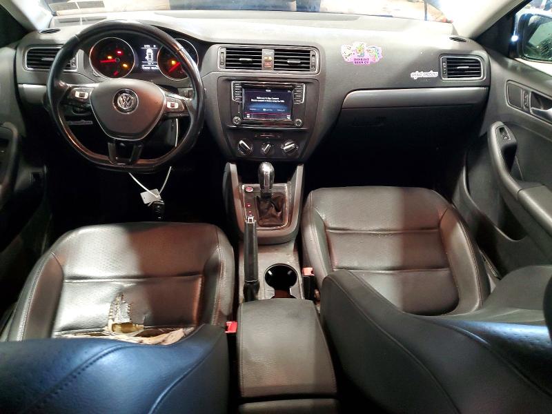 Photo 8 from auction – 2017 VOLKSWAGEN JETTA with VIN 3VWDB7AJ9HM208881