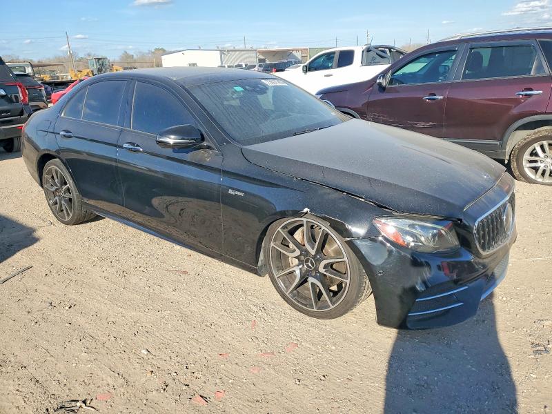 Photo 4 from auction – 2018 MERCEDES-BENZ E with VIN WDDZF6EB1JA466010