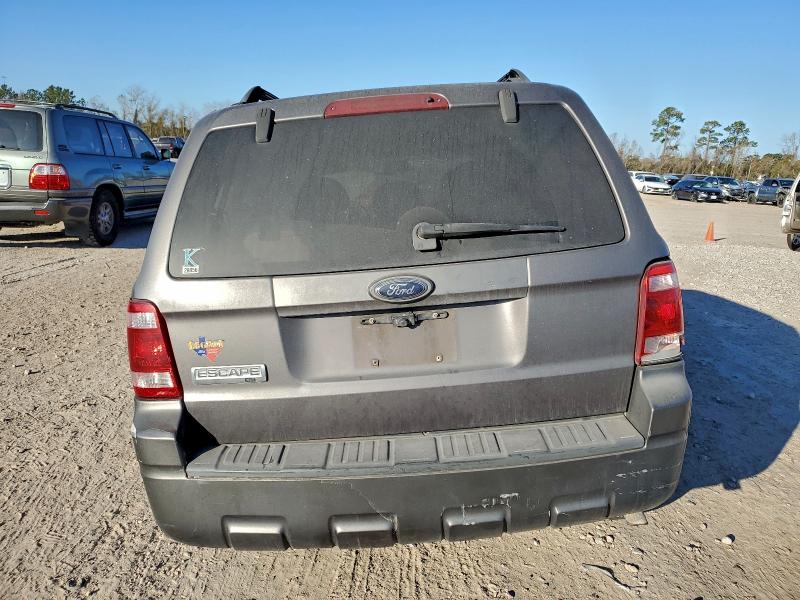 Photo 6 from auction – 2009 FORD ESCAPE XLT with VIN 1FMCU037X9KB94205
