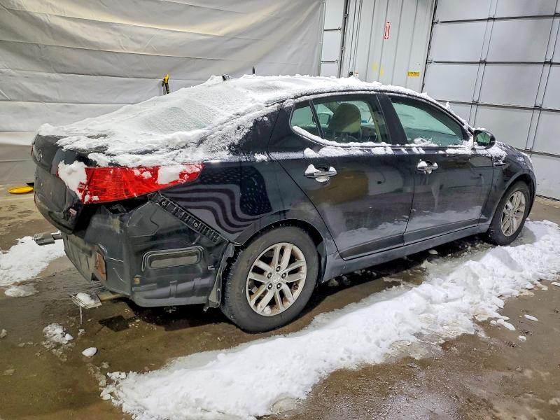 Photo 3 from auction – 2012 KIA OPTIMA LX with VIN 5XXGM4A72CG072679