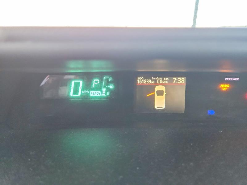 Photo 9 from auction – 2012 TOYOTA PRIUS C with VIN JTDKDTB35C1509358