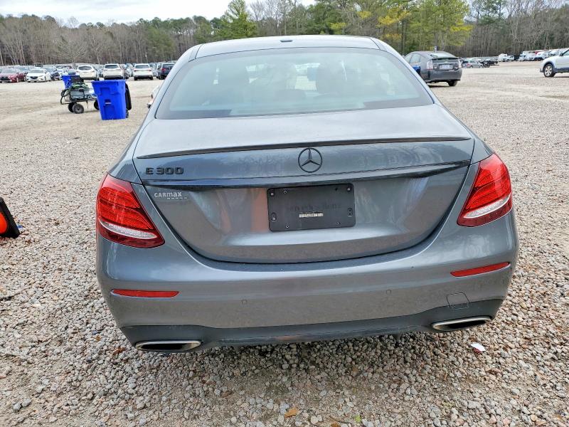 Photo 6 from auction – 2019 MERCEDES-BENZ E 300 with VIN WDDZF4JB5KA629852