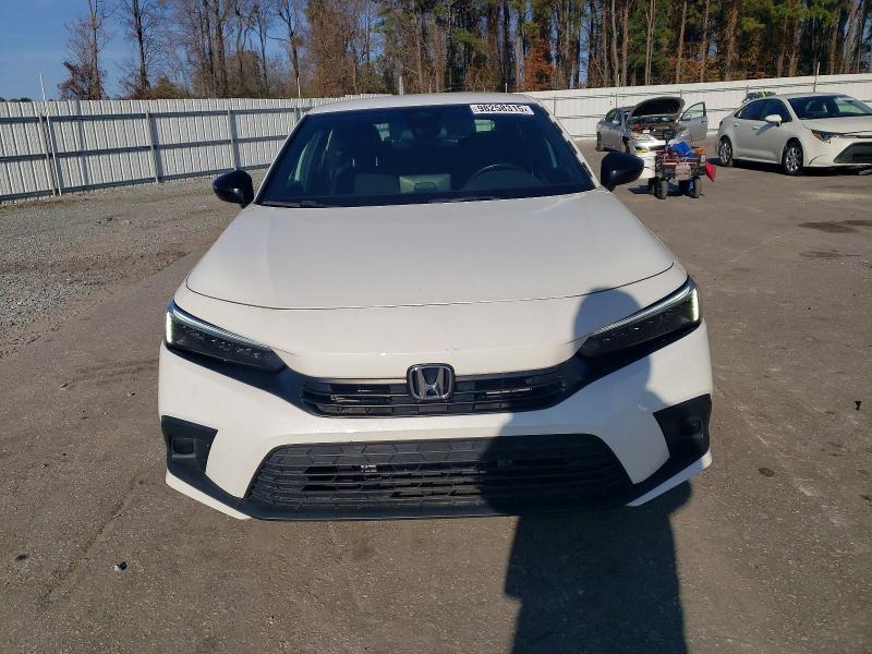 Photo 5 from auction – 2024 HONDA CIVIC SPOR with VIN 2HGFE2F58RH595104