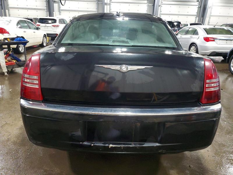 Photo 6 from auction – 2005 CHRYSLER 300C with VIN 2C3JA63H15H160479