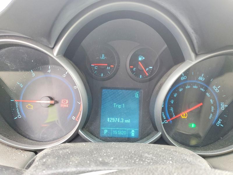 Photo 9 from auction – 2011 CHEVROLET CRUZE with VIN 1G1PC5SH0B7117280
