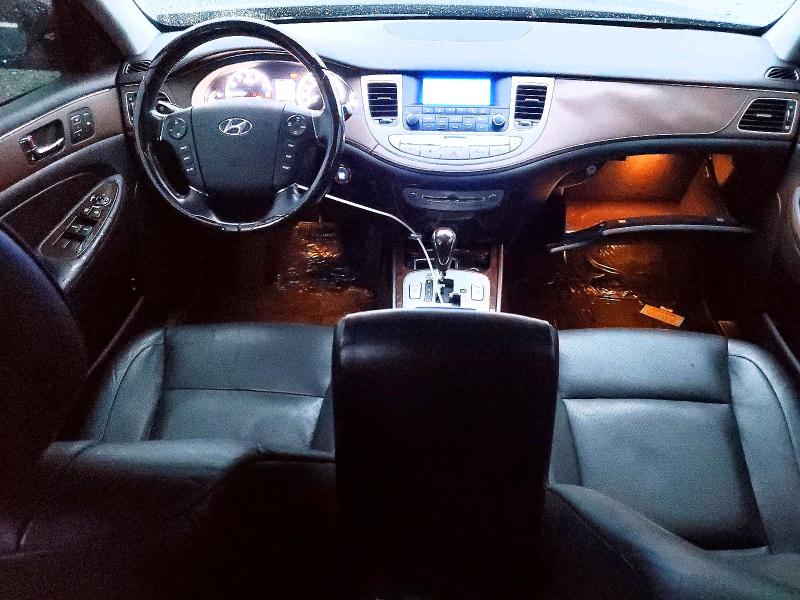 Photo 8 from auction – 2009 HYUNDAI GENESIS with VIN KMHGC46E49U024951