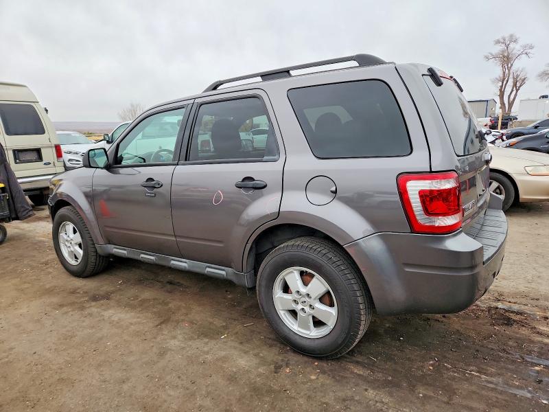 Photo 2 from auction – 2010 FORD ESCAPE XLT with VIN 1FMCU0DG3AKC96237