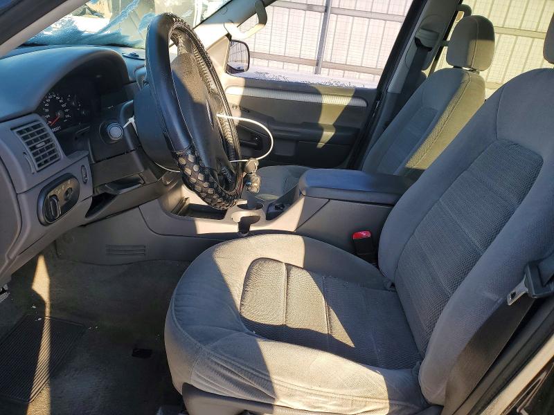 Photo 7 from auction – 2004 FORD EXPLORER X with VIN 1FMZU73K84UA10805