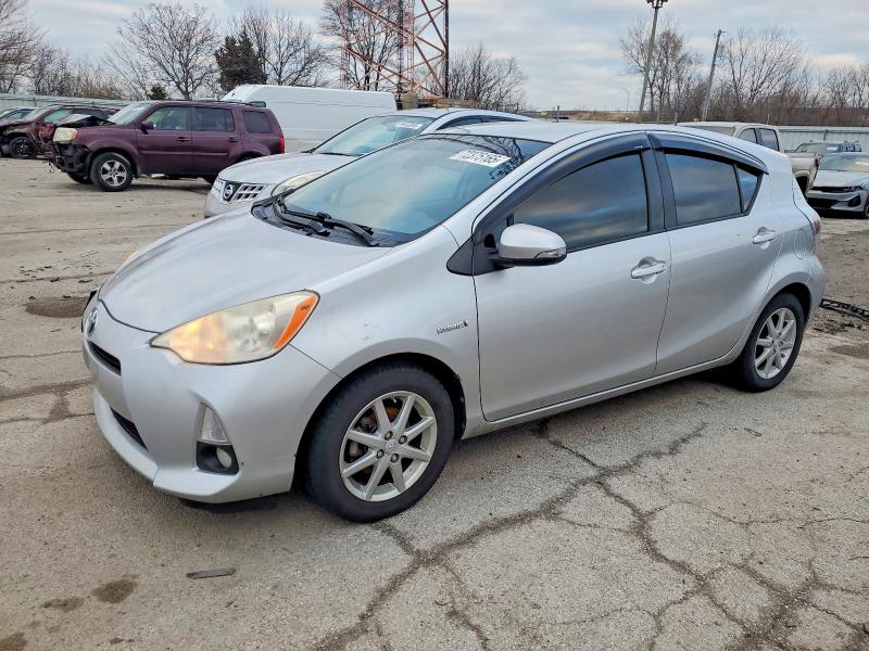 Photo 1 from auction – 2013 TOYOTA PRIUS C with VIN JTDKDTB35D1047658