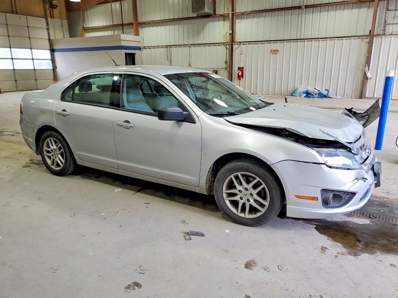 Photo 4 from auction – 2012 FORD FUSION S with VIN 3FAHP0GA6CR309205