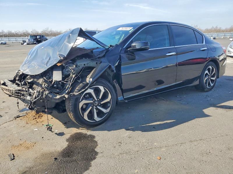 HONDA ACCORD 2017 with VIN 1HGCR2F78HA152196 - Photo from auction