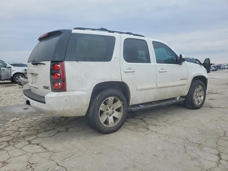 Photo 3 from auction – 2008 GMC YUKON with VIN 1GKFC13J58R188313