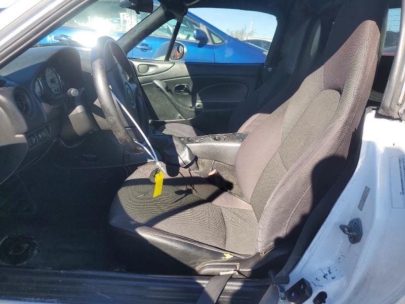 Photo 7 from auction – 2001 MAZDA MX-5 MIATA with VIN JM1NB353610216151