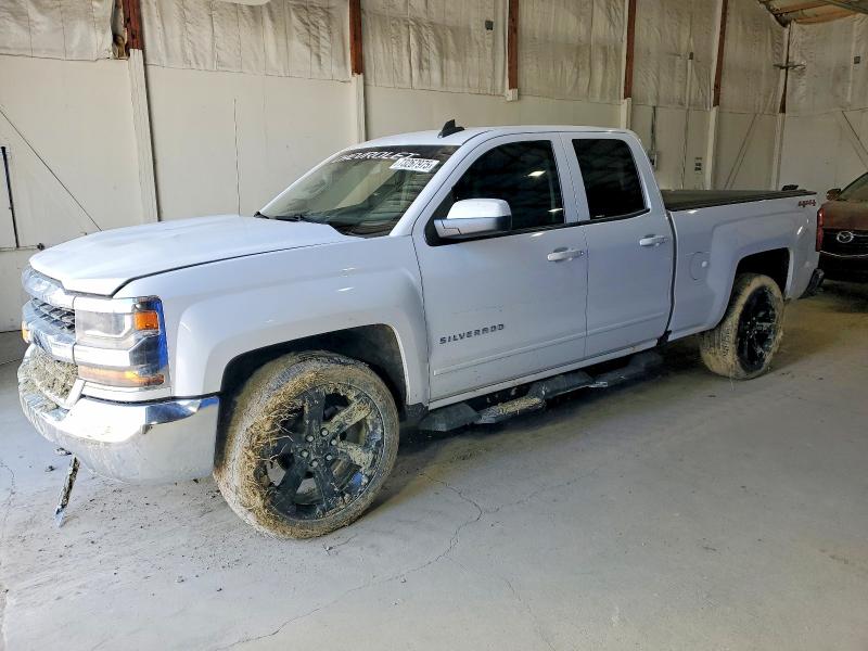 CHEVROLET SILVERADO 2016 with VIN 1GCVKREC4GZ128626 - Photo from auction