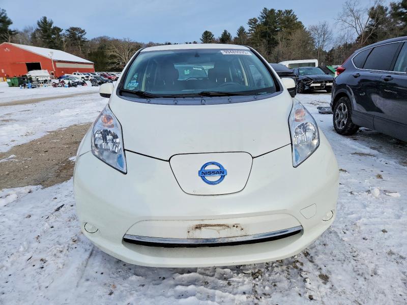 Photo 5 from auction – 2015 NISSAN LEAF with VIN 1N4AZ0CP0FC317356