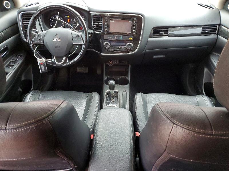 Photo 8 from auction – 2016 MITSUBISHI OUTLANDER with VIN JA4AZ3A39GZ042980