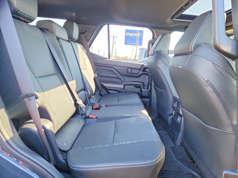 Photo 11 from auction – 2025 TOYOTA 4RUNNER SR with VIN JTEVA5BR8S5046737