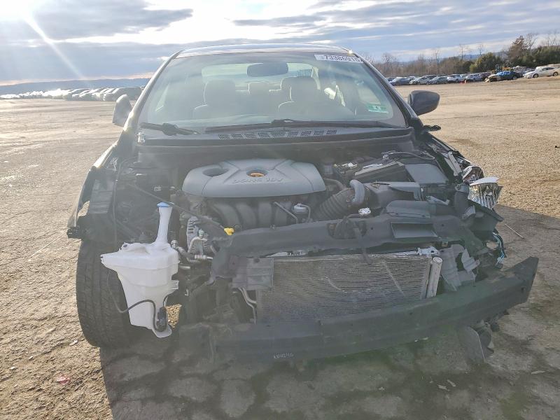 Photo 5 from auction – 2016 HYUNDAI ELANTRA with VIN 5NPDH4AE9GH726383