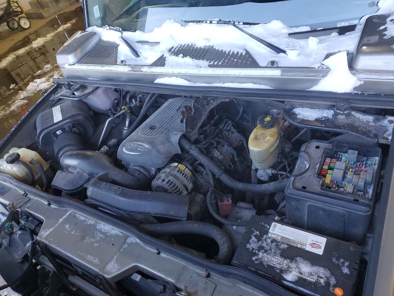 Photo 12 from auction – 2004 HUMMER H2 with VIN 5GRGN23U64H114682