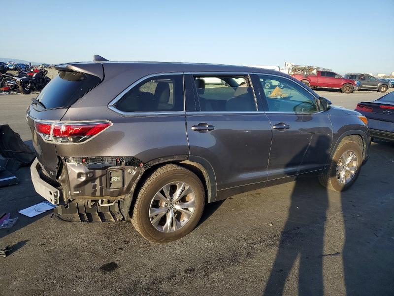 Photo 3 from auction – 2016 TOYOTA HIGHLANDER with VIN 5TDZKRFH7GS177316