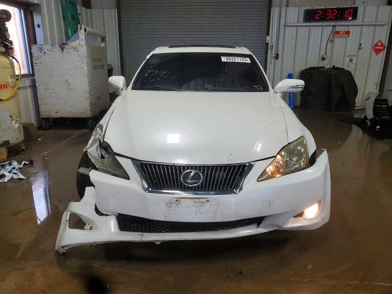 Photo 5 from auction – 2009 LEXUS IS 250 with VIN JTHCK262795035175