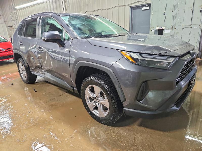 Photo 4 from auction – 2023 TOYOTA RAV4 XLE with VIN 2T3P1RFV9PW359565