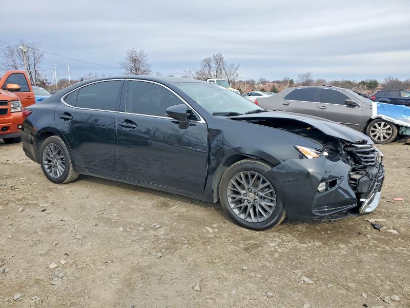صورة رقم 4 من المزاد - 2018 LEXUS ES مع VIN 58ABK1GGXJU093314