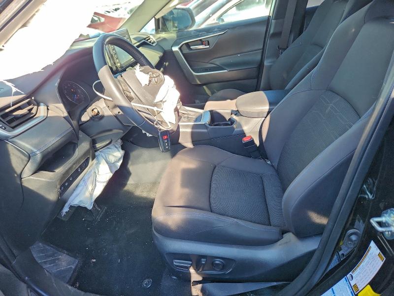 Photo 7 from auction – 2022 TOYOTA RAV4 SE with VIN JTM16RFV9ND529635