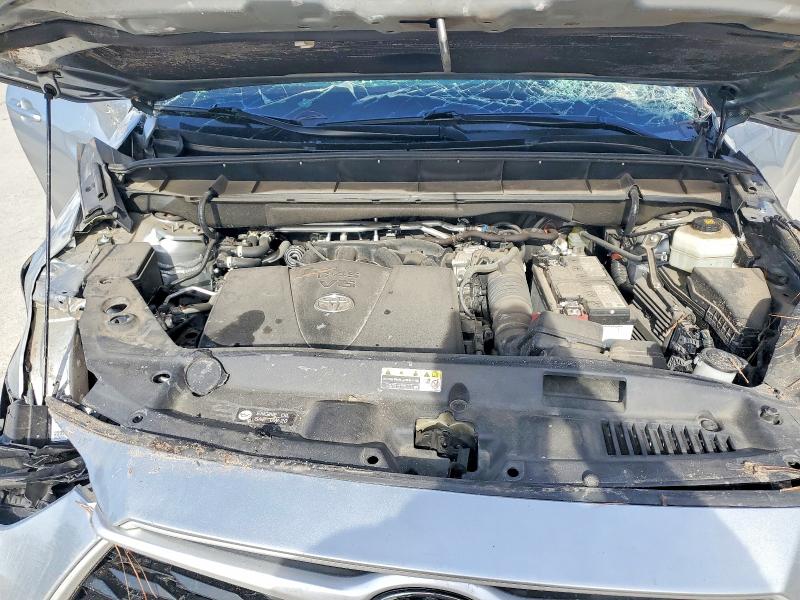 Photo 12 from auction – 2021 TOYOTA HIGHLANDER with VIN 5TDCZRAH0MS080284
