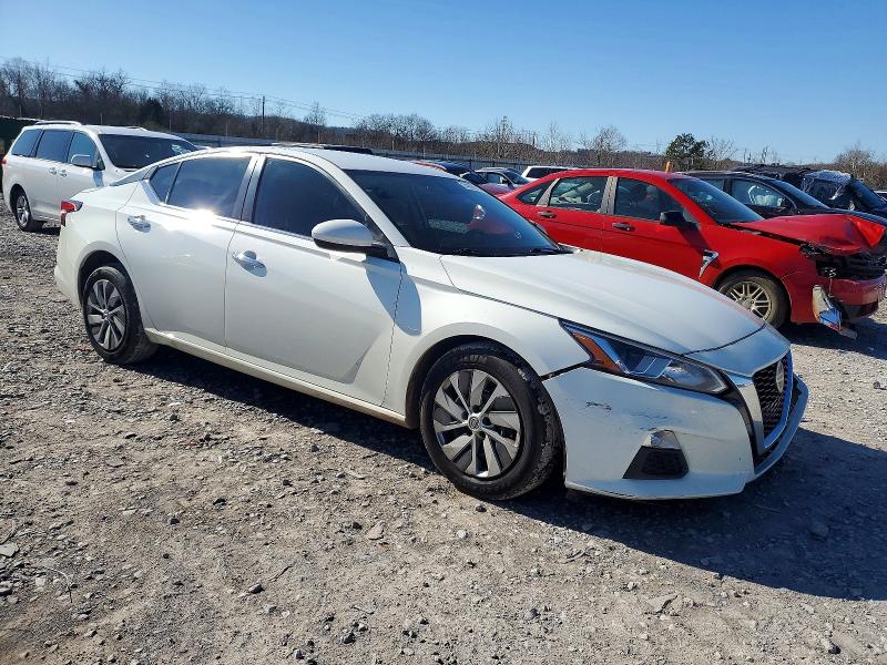 Photo 4 from auction – 2019 NISSAN ALTIMA with VIN 1N4BL4BV1KC204569