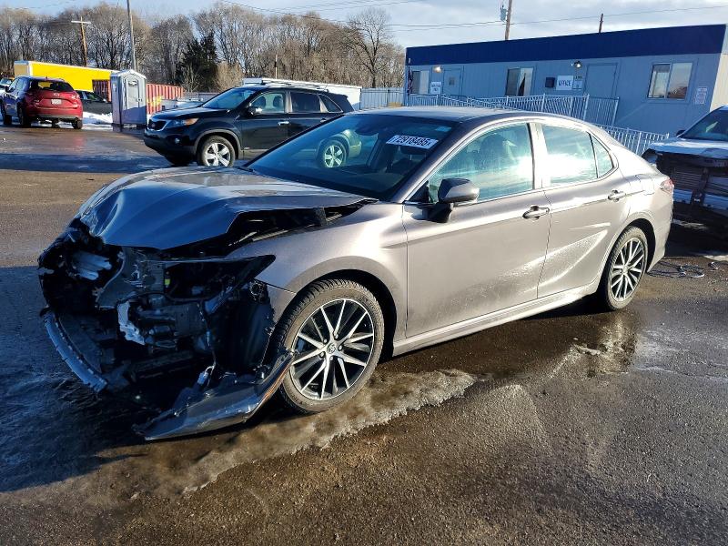 TOYOTA CAMRY SE N 2023 with VIN 4T1G11AK2PU833959 - Photo from auction