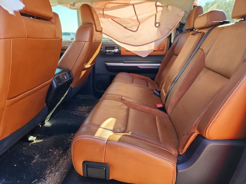 Photo 10 from auction – 2015 TOYOTA TUNDRA with VIN 5TFAW5F10FX457519