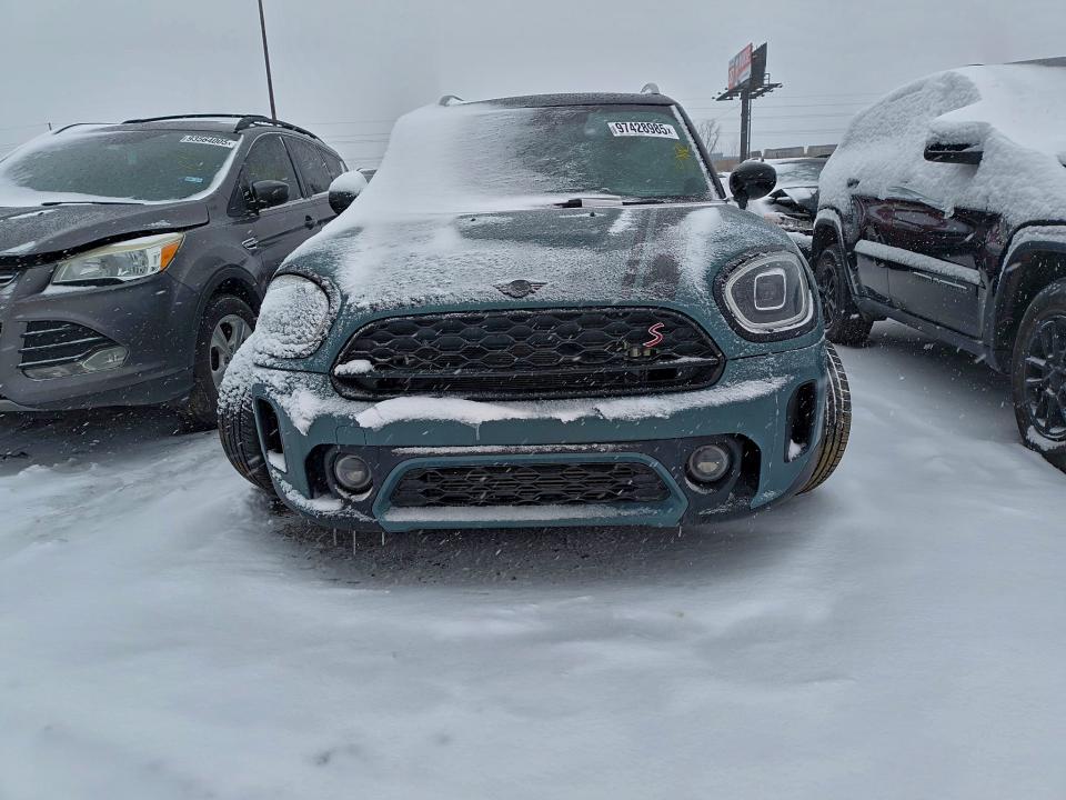 Photo 5 from auction – 2023 MINI COOPER S C with VIN WMZ83BR09P3P61563