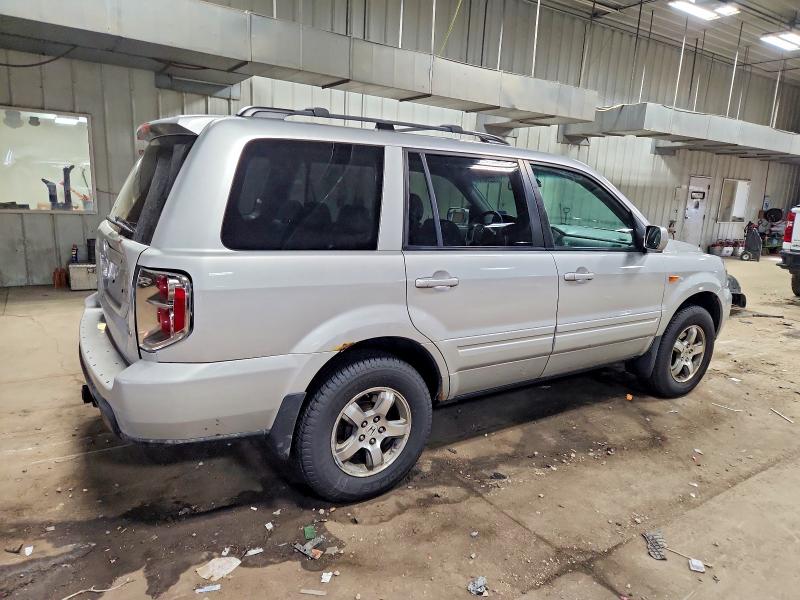 Photo 3 from auction – 2008 HONDA PILOT EXL with VIN 5FNYF18598B007596