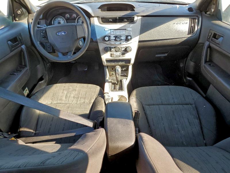 Zdjęcie 8 z aukcji – 2011 FORD FOCUS SE z VIN 1FAHP3FN6BW141972