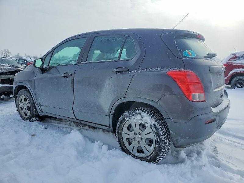 Photo 2 from auction – 2015 CHEVROLET TRAX LS with VIN 3GNCJKSB1FL141697