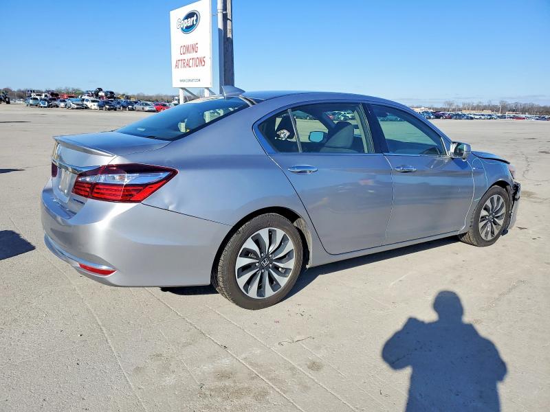 Photo 3 from auction – 2017 HONDA ACCORD HYB with VIN JHMCR6F31HC018507