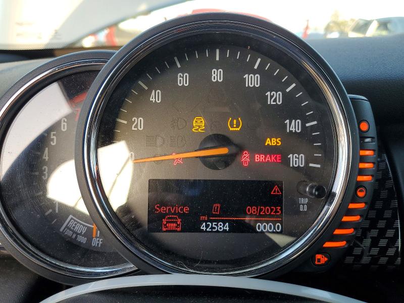 Photo 9 from auction – 2016 MINI COOPER S with VIN WMWWG9C5XG3A91742