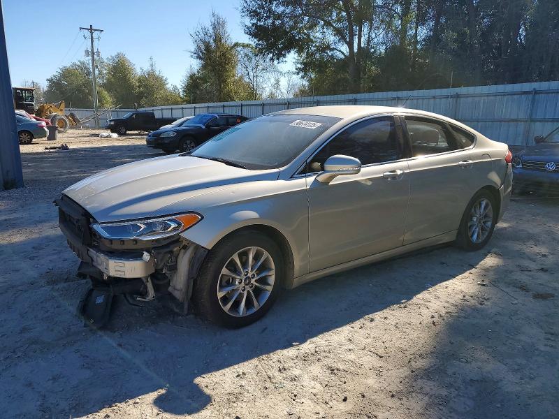 FORD FUSION 2017 with VIN 3FA6P0HD5HR347032 - Photo from auction