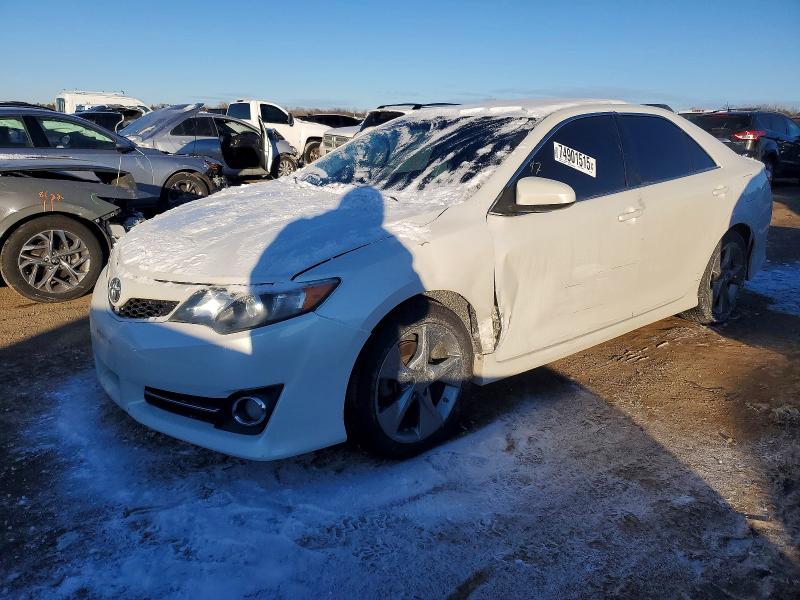 TOYOTA CAMRY BASE 2012 z numerem VIN 4T1BF1FK1CU620385 - Zdjęcie z aukcji