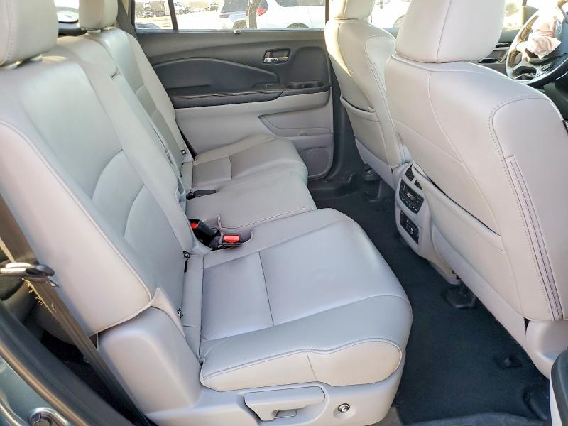 Photo 10 from auction – 2021 HONDA PILOT TOUR with VIN 5FNYF5H98MB016665