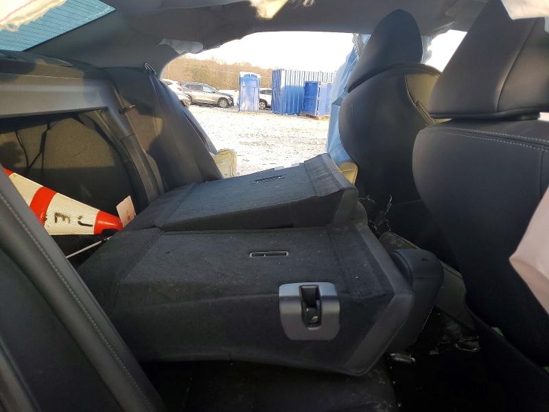 Photo 10 from auction – 2016 LEXUS IS 350 with VIN JTHBE1D27G5025369