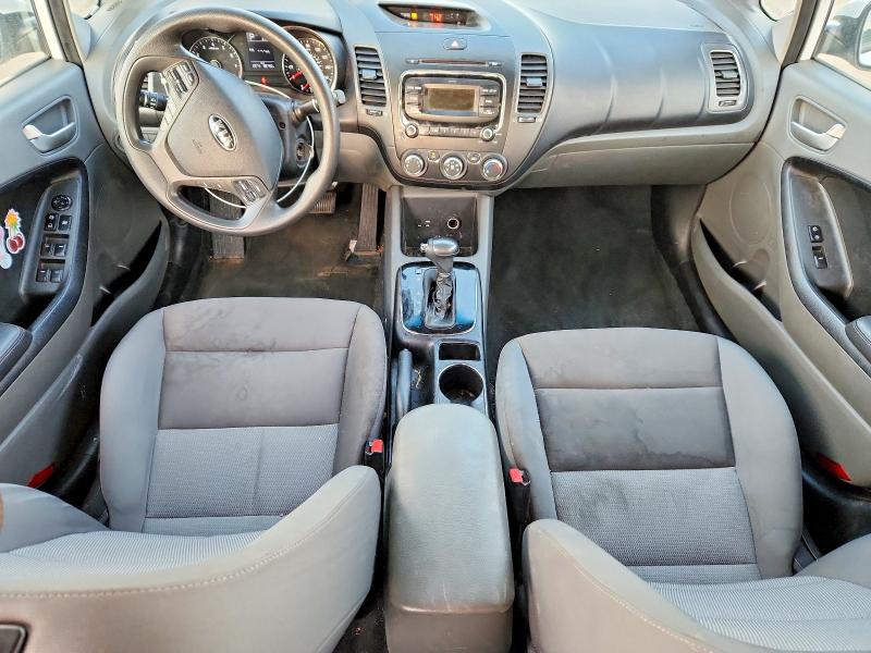 Photo 8 from auction – 2018 KIA FORTE with VIN 3KPFK4A76JE221330
