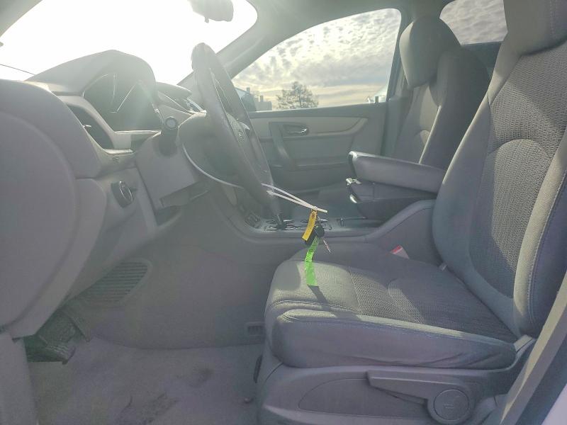 Photo 7 from auction – 2017 CHEVROLET TRAVERSE L with VIN 1GNKRFED4HJ133600