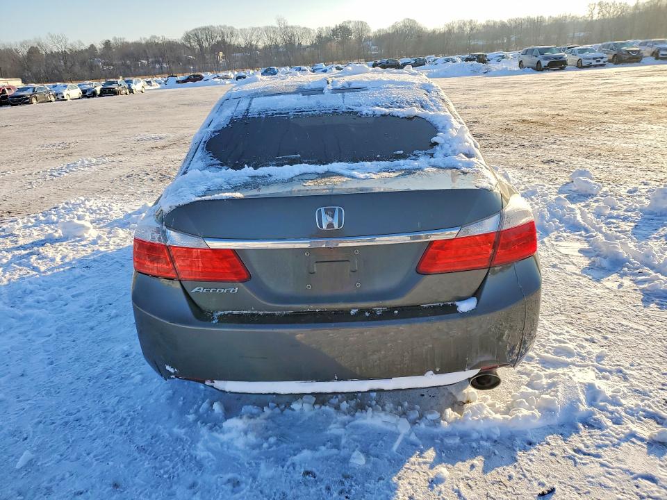 Photo 6 from auction – 2013 HONDA ACCORD with VIN 1HGCR2F86DA083284